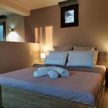 Guesthouse Kastelia カランバカ エクステリア 写真