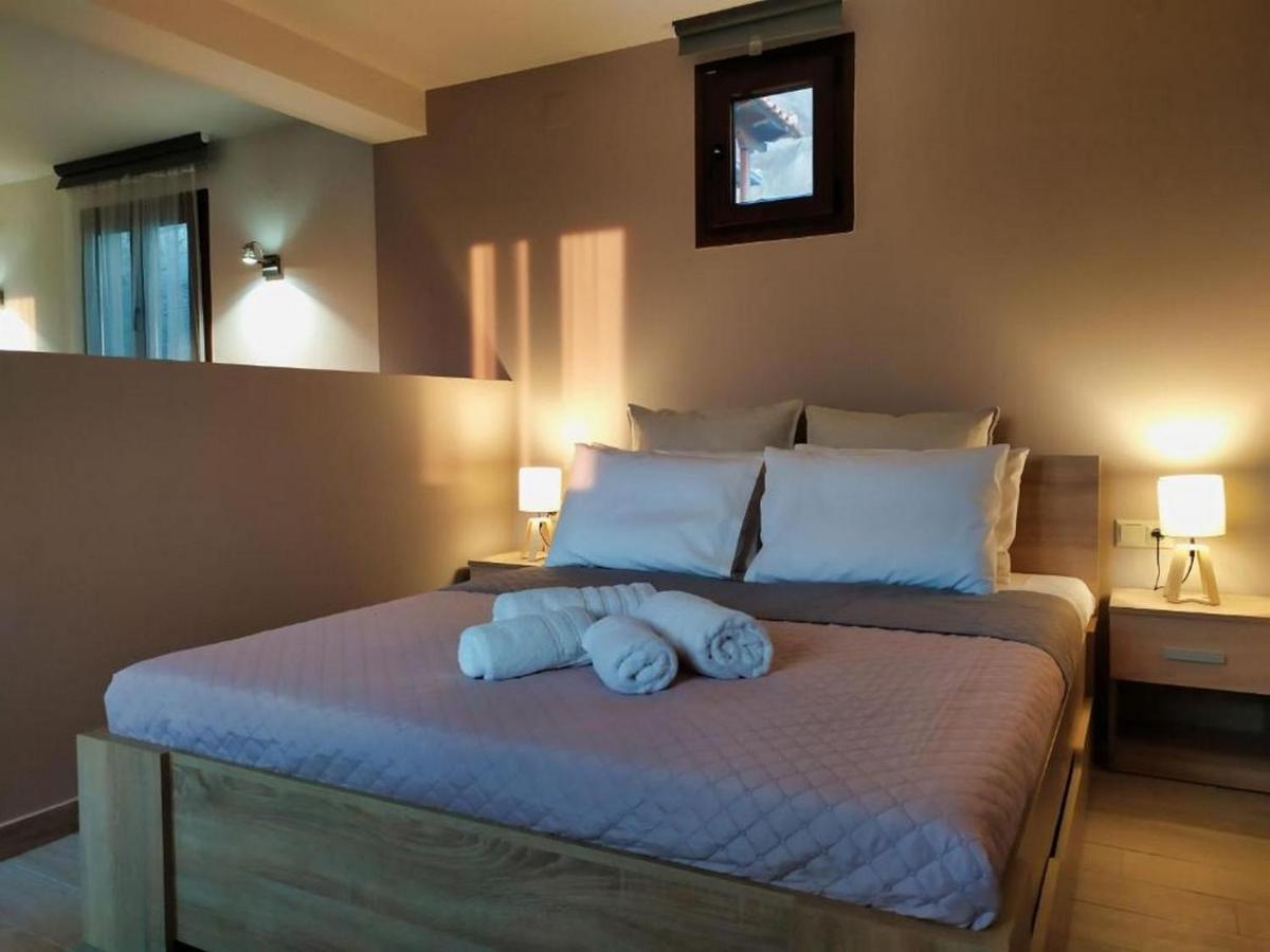 Guesthouse Kastelia カランバカ エクステリア 写真