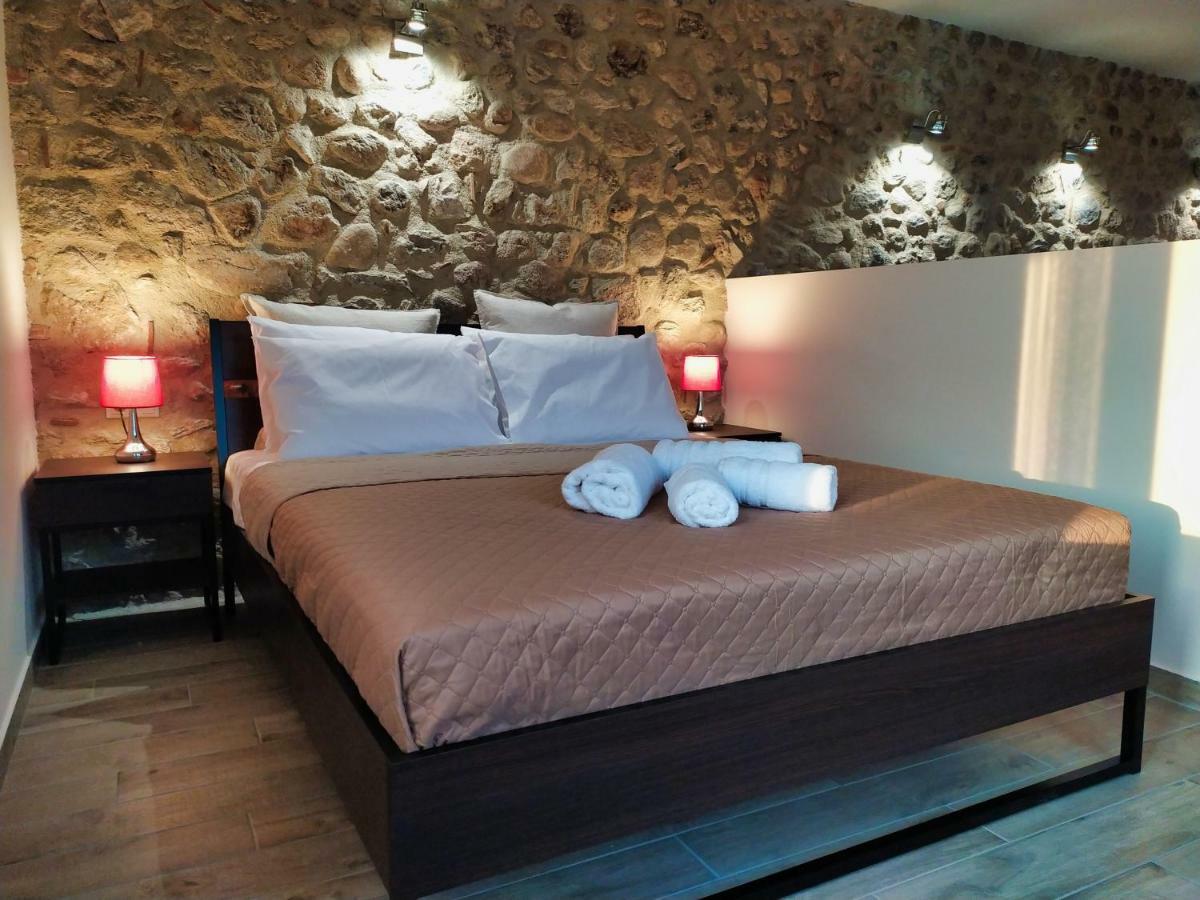 Guesthouse Kastelia カランバカ エクステリア 写真